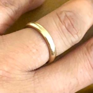 Solid 10K Yellow Gold Heavy Wedding Band Size 5